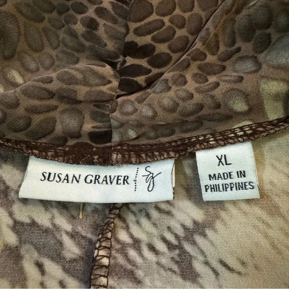 Susan Graver XL Tank Top Shirt Gold Solid Sleeveless Scoop Neck Glitter Knit - Picture 5 of 6